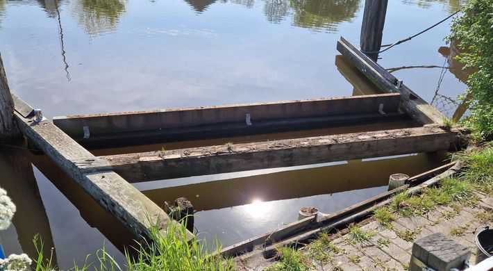 Molletjesveer slechte damwand westkant